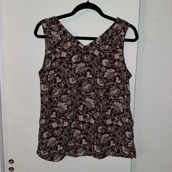 LOFT Women’s Purple Floral Pattern Tank Top Blouse Size Small EUC - Picture 4 of 9